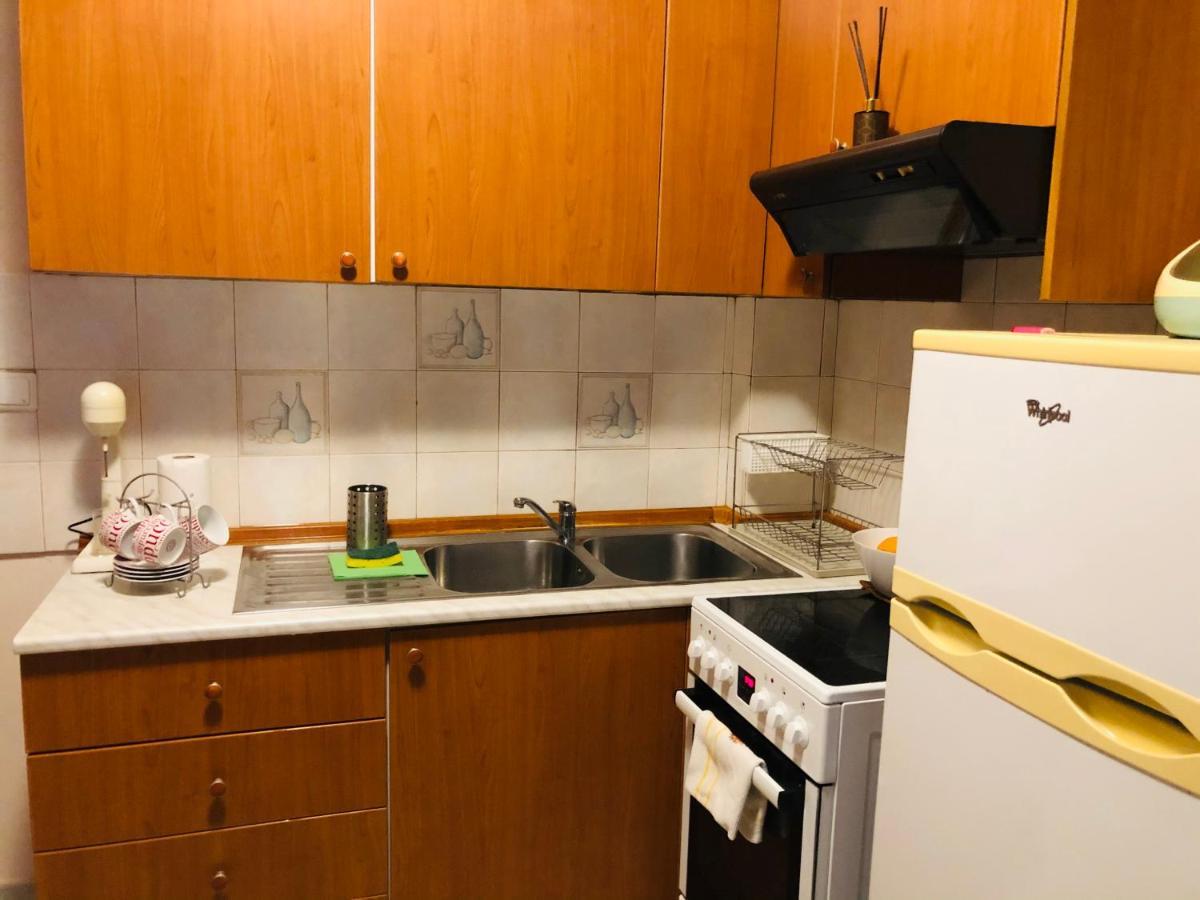 Mina Apartments Nea Kallikrateia Bagian luar foto